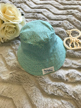 Load image into Gallery viewer, Bucket Hat and Baby Bib set blue stars
